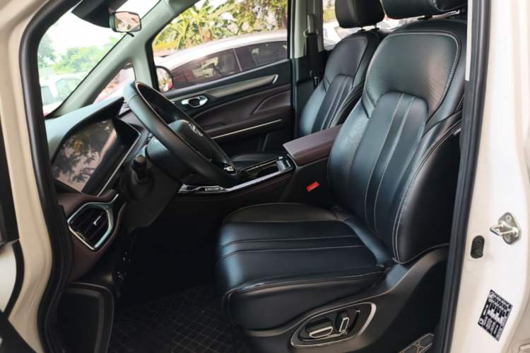 Used GAC Trumpchi M6 2023 PRO 270T DCT Luxury Edition Left Front Seat