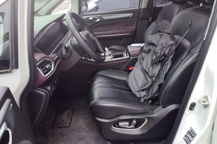 Used GAC Trumpchi M6 2023 PRO 270T DCT Luxury Edition Left Front Seat
