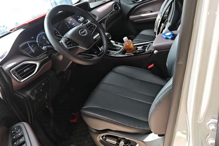 Used GAC Trumpchi M6 2023 PRO 270T DCT Luxury Edition Left Front Seat