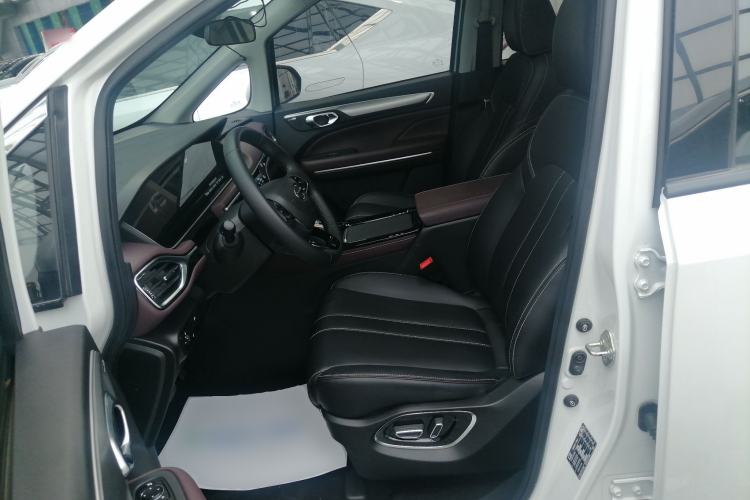 Used GAC Trumpchi M6 2023 PRO 270T DCT Luxury Edition Left Front Seat