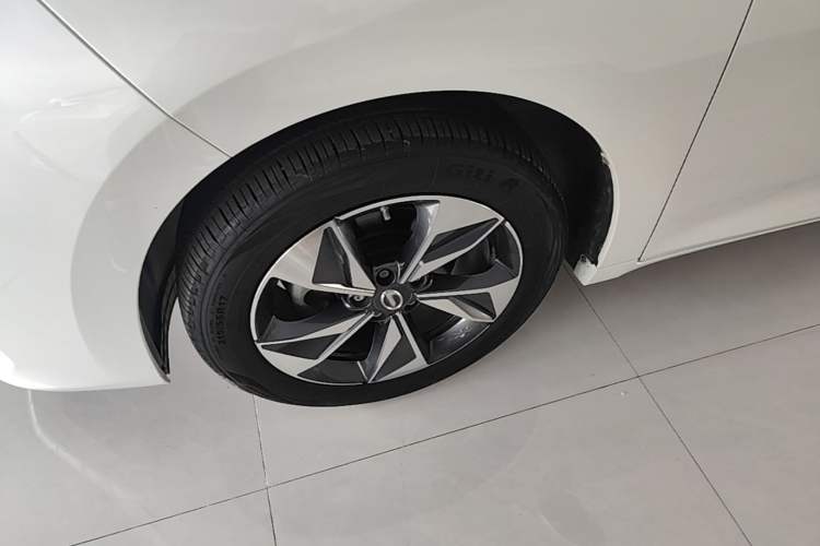 Used GAC Trumpchi M6 2023 PRO 270T DCT Luxury Edition Left Front Wheel Hub