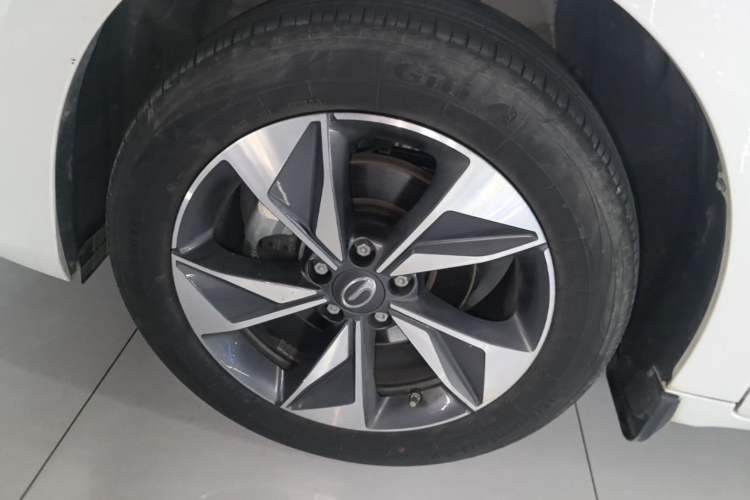 Used GAC Trumpchi M6 2023 PRO 270T DCT Luxury Edition Left Front Wheel Hub
