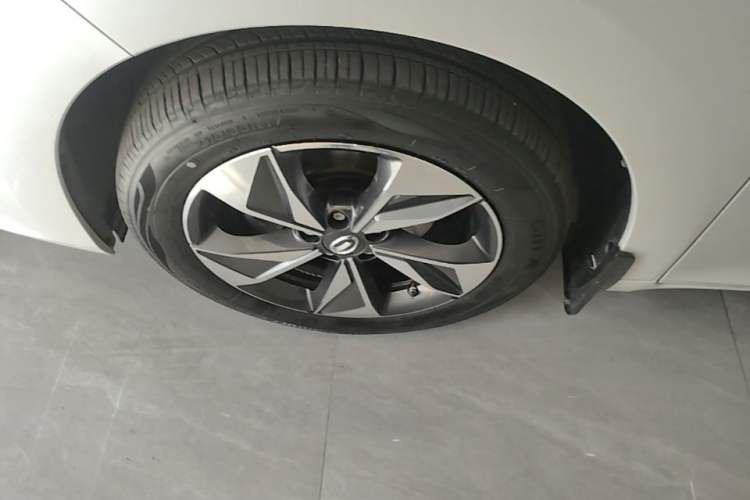 Used GAC Trumpchi M6 2023 PRO 270T DCT Luxury Edition Left Front Wheel Hub
