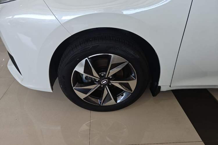 Used GAC Trumpchi M6 2023 PRO 270T DCT Luxury Edition Left Front Wheel Hub