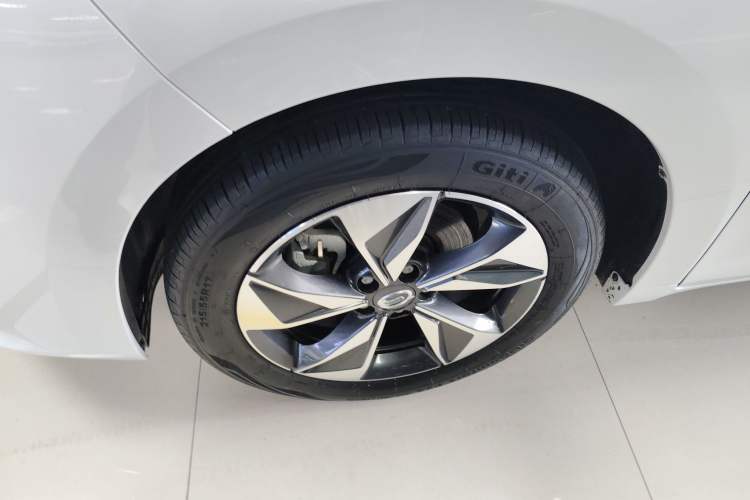 Used GAC Trumpchi M6 2023 PRO 270T DCT Luxury Edition Left Front Wheel Hub