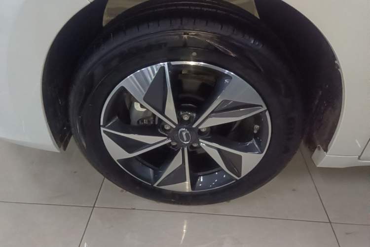 Used GAC Trumpchi M6 2023 PRO 270T DCT Luxury Edition Left Front Wheel Hub