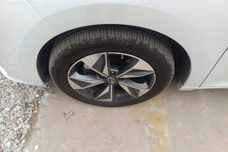 Used GAC Trumpchi M6 2023 PRO 270T DCT Luxury Edition Left Front Wheel Hub