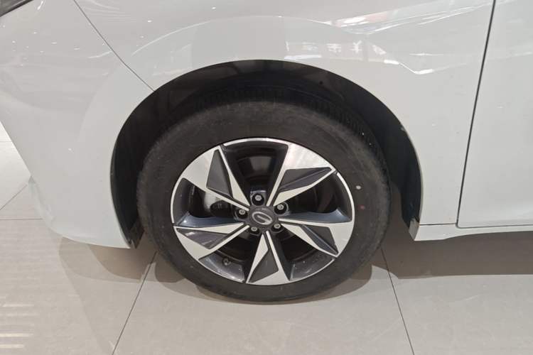 Used GAC Trumpchi M6 2023 PRO 270T DCT Luxury Edition Left Front Wheel Hub