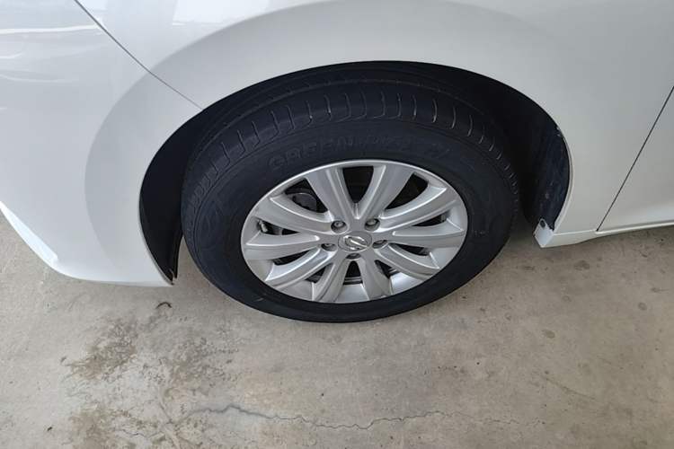 Used GAC Trumpchi M6 2023 PRO 270T DCT Elite Edition Left Front Wheel Hub