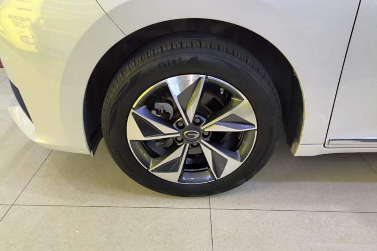 Used GAC Trumpchi M6 2023 PRO 270T DCT Luxury Edition Left Front Wheel Hub