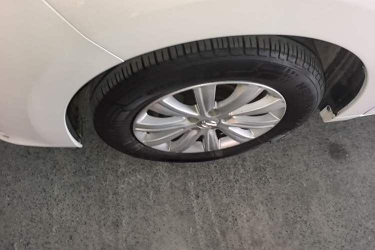 Used GAC Trumpchi M6 2023 PRO 270T DCT Elite Edition Left Front Wheel Hub