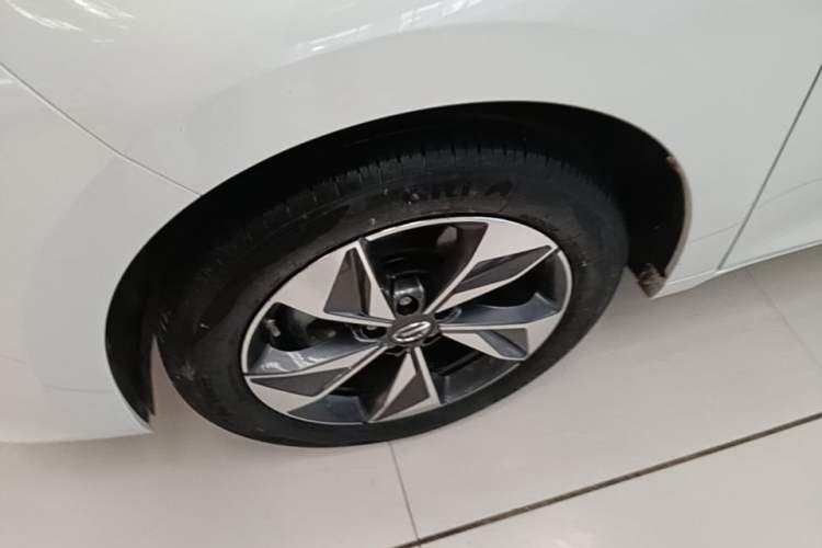 Used GAC Trumpchi M6 2023 PRO 270T DCT Luxury Edition Left Front Wheel Hub