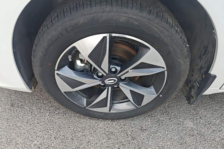 Used GAC Trumpchi M6 2023 PRO 270T DCT Luxury Edition Left Front Wheel Hub