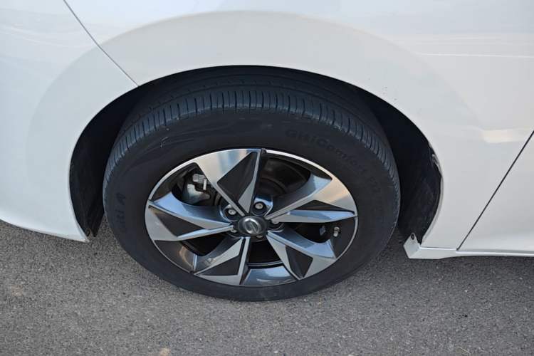 Used GAC Trumpchi M6 2023 PRO 270T DCT Luxury Edition Left Front Wheel Hub