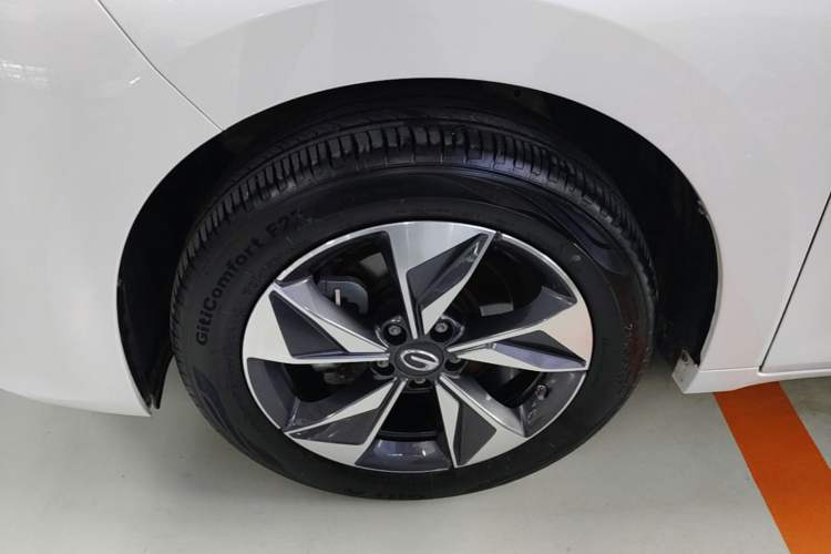 Used GAC Trumpchi M6 2023 PRO 270T DCT Luxury Edition Left Front Wheel Hub