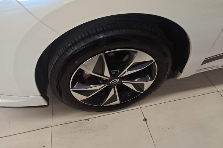 Used GAC Trumpchi M6 2023 PRO 270T DCT Luxury Edition Left Front Wheel Hub