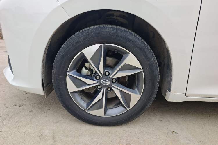 Used GAC Trumpchi M6 2023 PRO 270T DCT Luxury Edition Left Front Wheel Hub