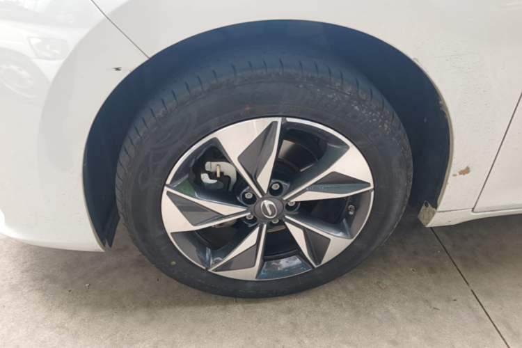 Used GAC Trumpchi M6 2023 PRO 270T DCT Luxury Edition Left Front Wheel Hub
