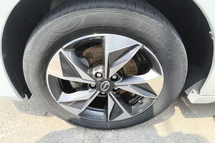 Used GAC Trumpchi M6 2023 PRO 270T DCT Luxury Edition Left Front Wheel Hub
