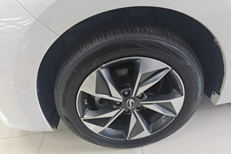 Used GAC Trumpchi M6 2023 PRO 270T DCT Luxury Edition Left Front Wheel Hub