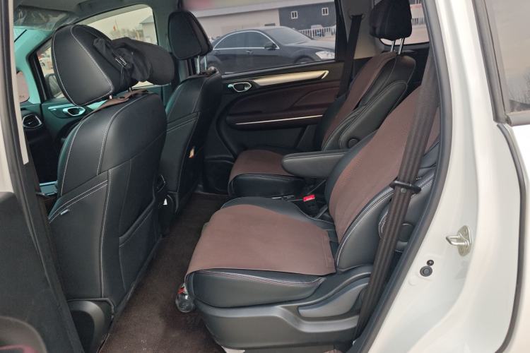 Used GAC Trumpchi M6 2023 PRO 270T DCT Luxury Edition Left Rear Seat