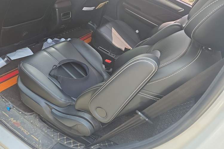 Used GAC Trumpchi M6 2023 PRO 270T DCT Luxury Edition Left Rear Seat