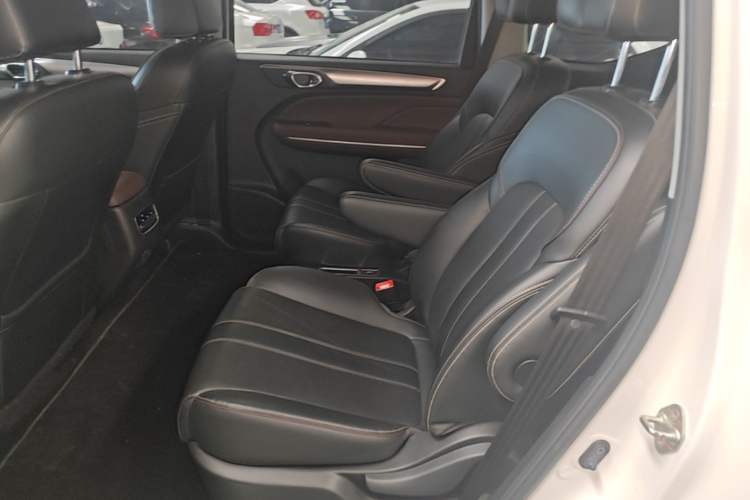Used GAC Trumpchi M6 2023 PRO 270T DCT Luxury Edition Left Rear Seat