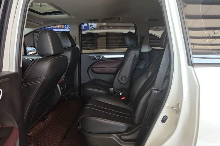 Used GAC Trumpchi M6 2023 PRO 270T DCT Luxury Edition Left Rear Seat
