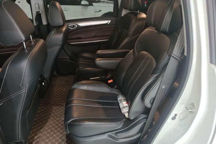 Used GAC Trumpchi M6 2023 PRO 270T DCT Luxury Edition Left Rear Seat