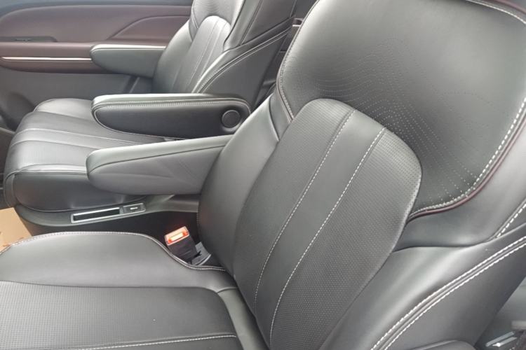 Used GAC Trumpchi M6 2023 PRO 270T DCT Luxury Edition Left Rear Seat