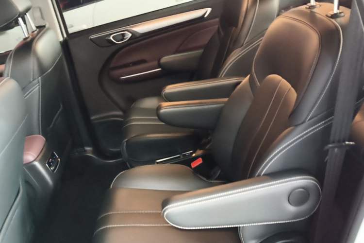 Used GAC Trumpchi M6 2023 PRO 270T DCT Luxury Edition Left Rear Seat