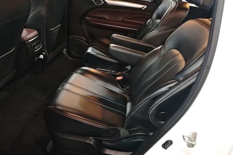 Used GAC Trumpchi M6 2023 PRO 270T DCT Luxury Edition Left Rear Seat