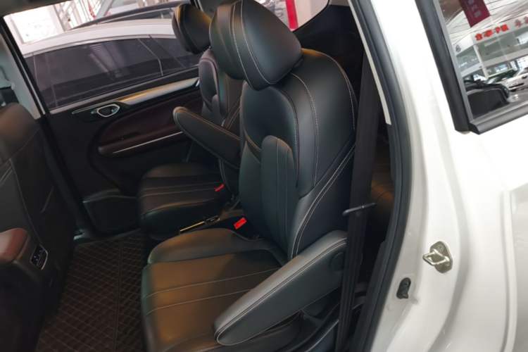 Used GAC Trumpchi M6 2023 PRO 270T DCT Luxury Edition Left Rear Seat