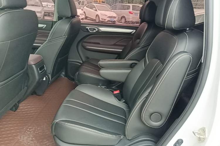 Used GAC Trumpchi M6 2023 PRO 270T DCT Luxury Edition Left Rear Seat
