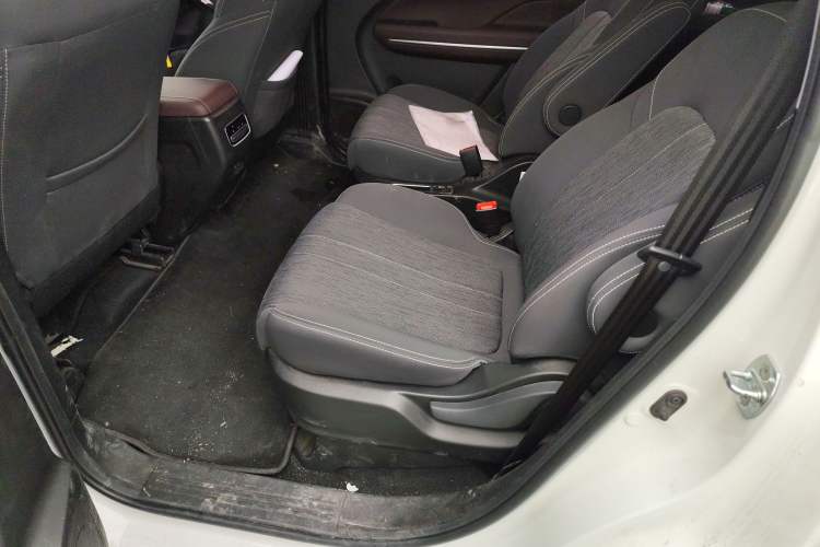 Used GAC Trumpchi M6 2023 PRO 270T DCT Elite Edition Left Rear Seat