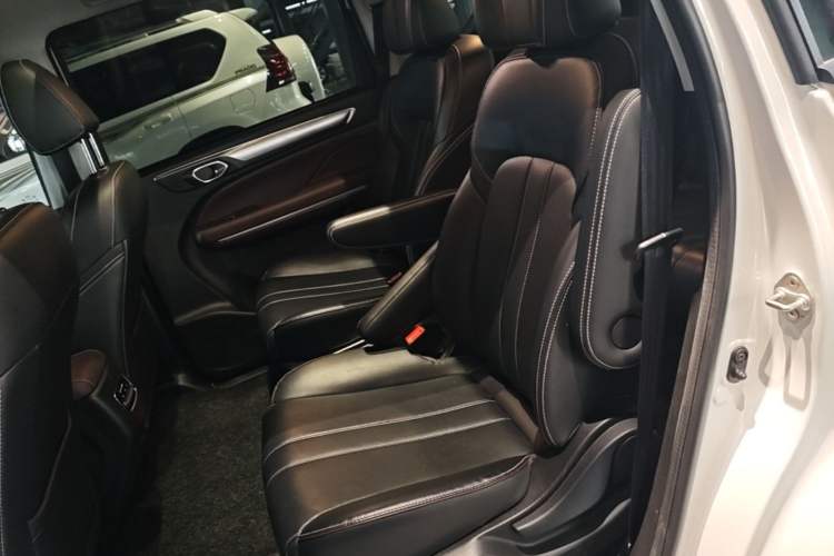 Used GAC Trumpchi M6 2023 PRO 270T DCT Prestige Edition Left Rear Seat