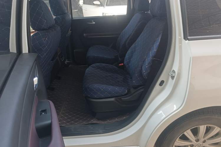 Used GAC Trumpchi M6 2023 PRO 270T DCT Elite Edition Left Rear Seat