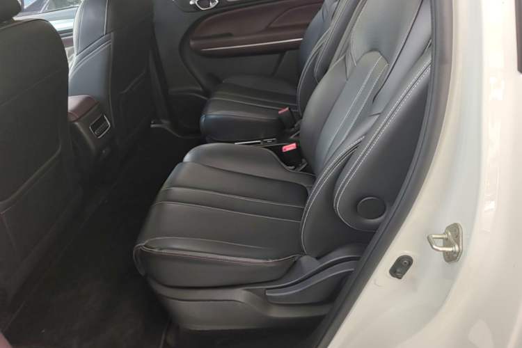 Used GAC Trumpchi M6 2023 PRO 270T DCT Luxury Edition Left Rear Seat