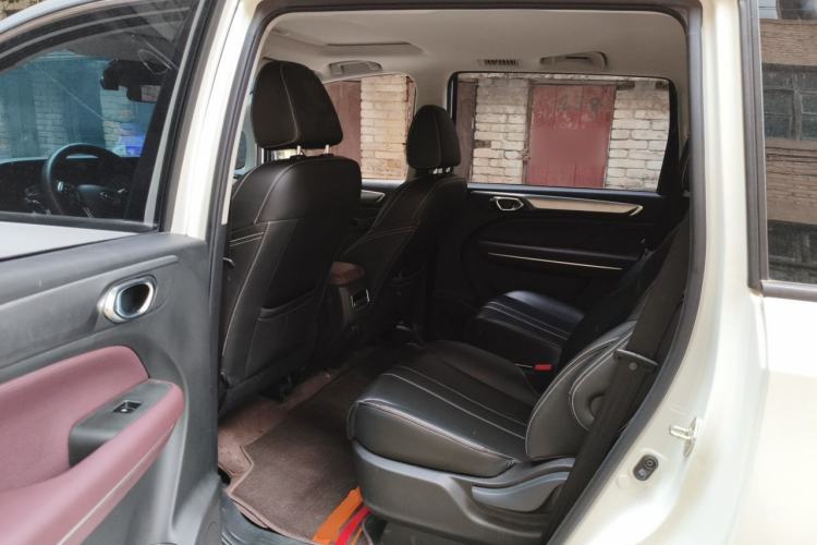 Used GAC Trumpchi M6 2023 PRO 270T DCT Luxury Edition Left Rear Seat