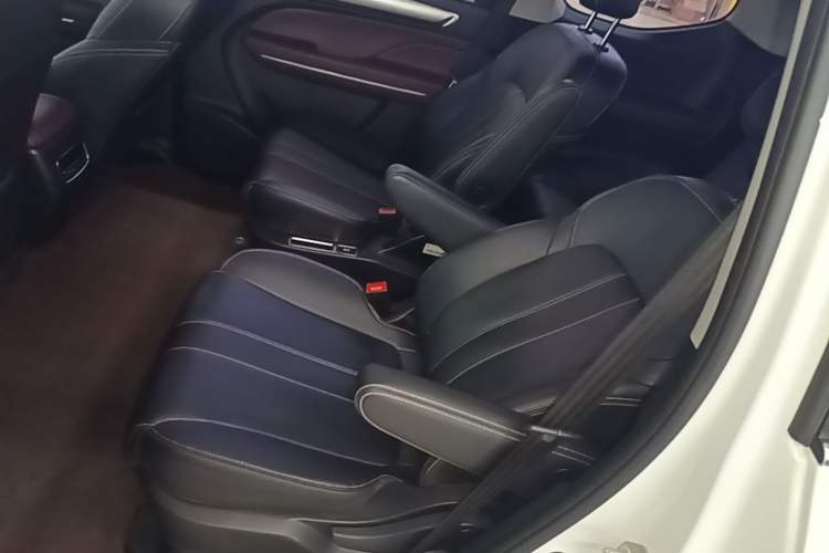 Used GAC Trumpchi M6 2023 PRO 270T DCT Luxury Edition Left Rear Seat