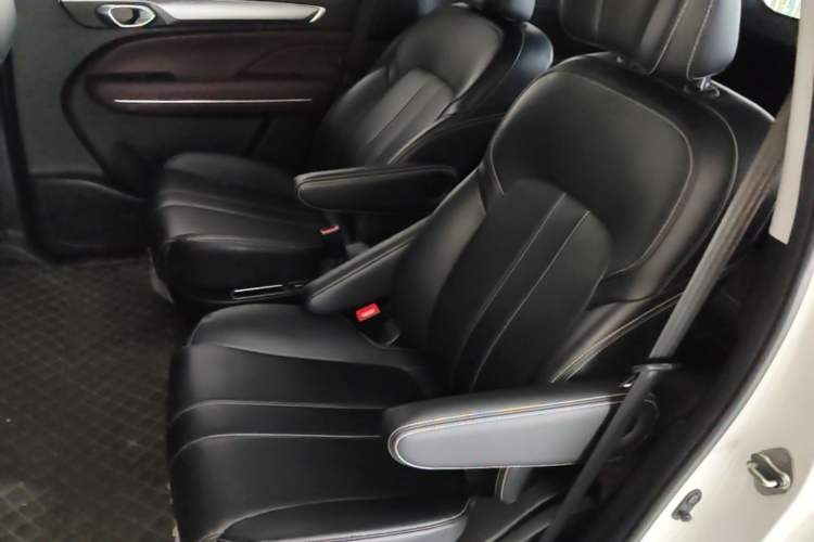 Used GAC Trumpchi M6 2023 PRO 270T DCT Luxury Edition Left Rear Seat