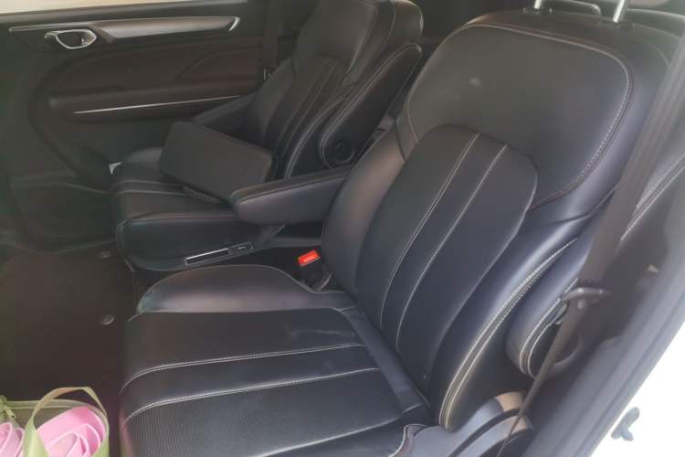 Used GAC Trumpchi M6 2023 PRO 270T DCT Luxury Edition Left Rear Seat