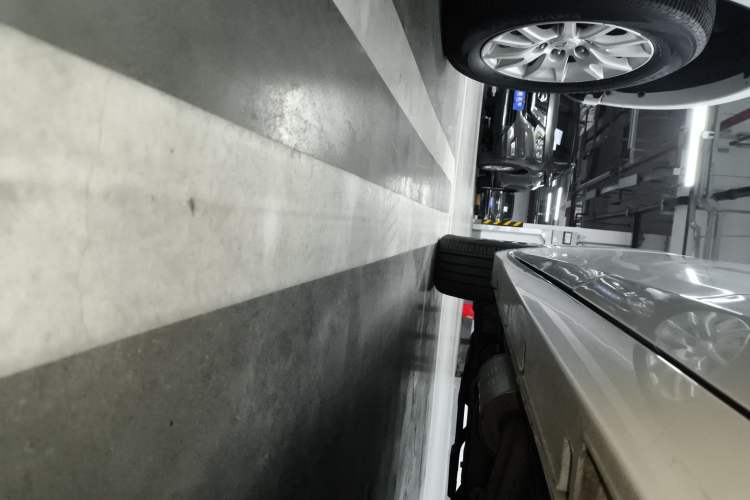 Used GAC Trumpchi M6 2023 PRO 270T DCT Luxury Edition Left Side Sill