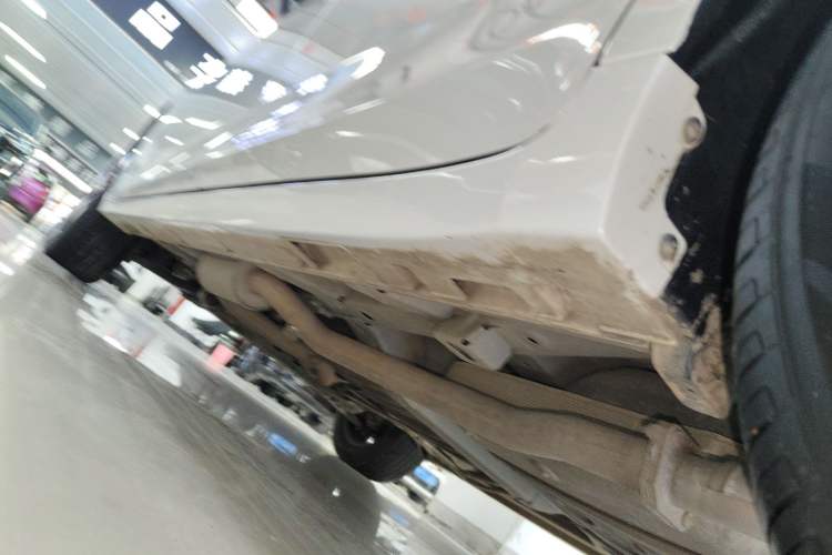 Used GAC Trumpchi M6 2023 PRO 270T DCT Luxury Edition Left Side Sill