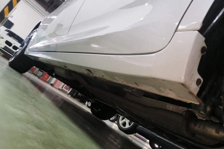 Used GAC Trumpchi M6 2023 PRO 270T DCT Luxury Edition Left Side Sill