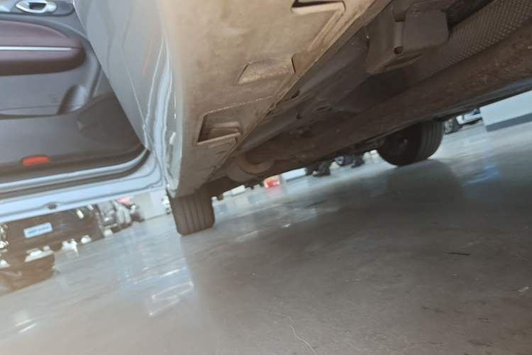 Used GAC Trumpchi M6 2023 PRO 270T DCT Luxury Edition Left Side Sill