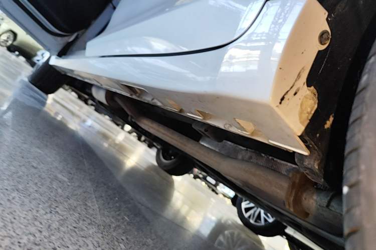 Used GAC Trumpchi M6 2023 PRO 270T DCT Luxury Edition Left Side Sill