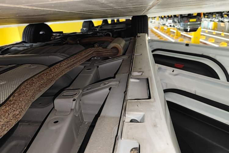 Used GAC Trumpchi M6 2023 PRO 270T DCT Luxury Edition Left Side Sill