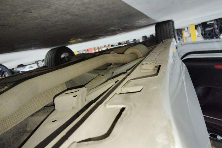Used GAC Trumpchi M6 2023 PRO 270T DCT Luxury Edition Left Side Sill