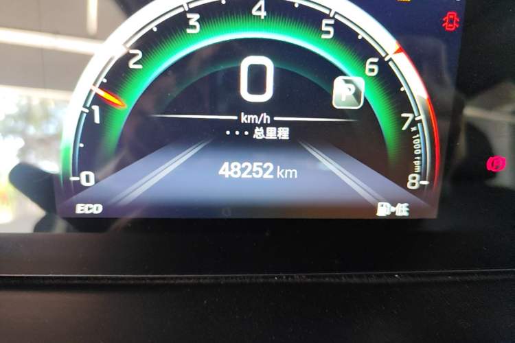 Used GAC Trumpchi M6 2023 PRO 270T DCT Luxury Edition Odometer Close Up